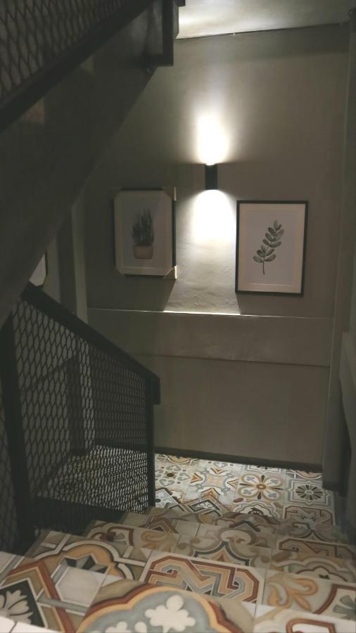Sabi Guest House - Strategic Family -Married Couples Only- Hostel In Prawirotaman Yogyakarta Kültér fotó