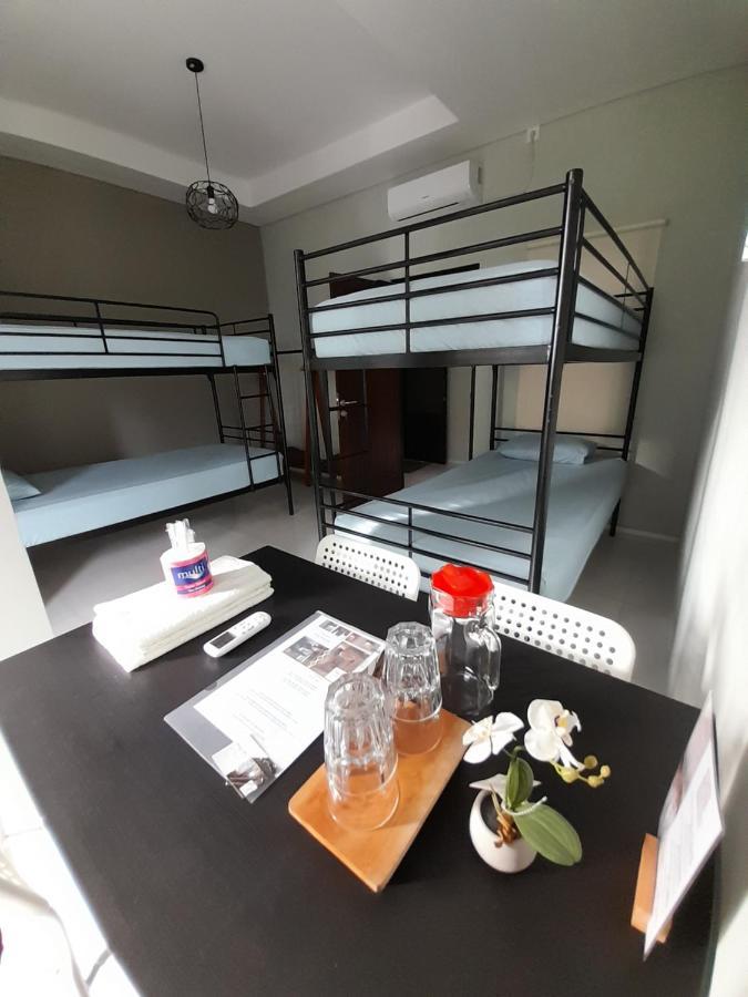 Sabi Guest House - Strategic Family -Married Couples Only- Hostel In Prawirotaman Yogyakarta Kültér fotó