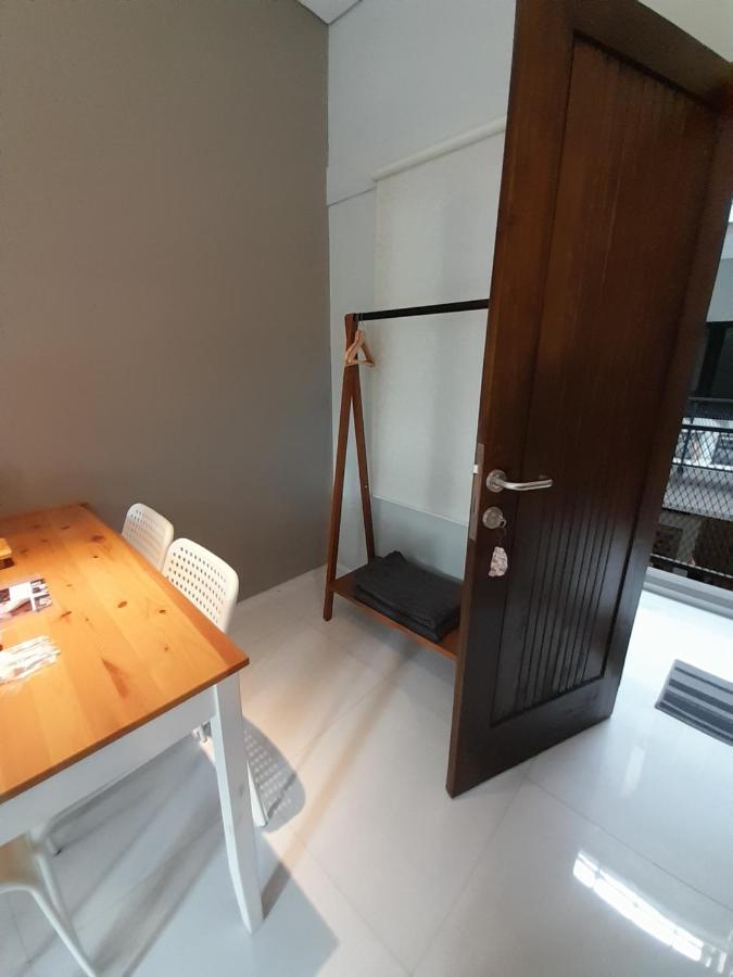 Sabi Guest House - Strategic Family -Married Couples Only- Hostel In Prawirotaman Yogyakarta Kültér fotó